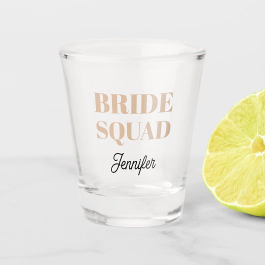 Beige Wedding Bride Squad Personalized Schnapsglas (Vorderseite)