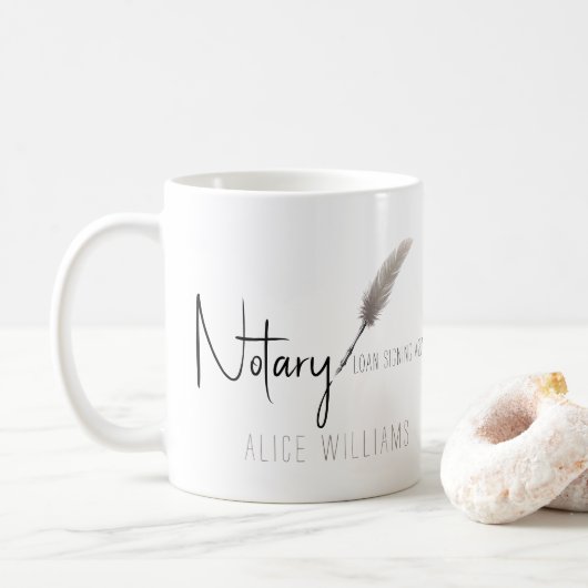 Beige & Weiß Moderne Minimalistische Notare Kaffeetasse (Mit Donut)