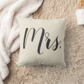 Beige White Mrs. | Mr&Mrs. Wedding Throw Kissen (Decke)