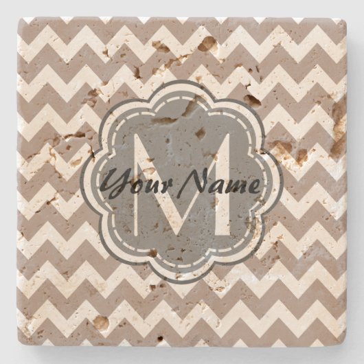 Beige Zickzack, graue Monogramm, Personalisierter Steinuntersetzer (Vorderseite)
