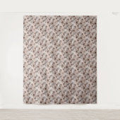 Beigefarbene Blume auf Tigerhintergrund Wandteppich (Vorderseite)