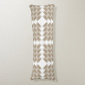 beigefarbenes und weißes kariertes Muster in Weiß Seitenschläferkissen (Vorderseite Vertikal)