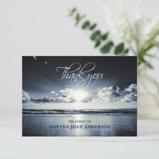 Beileid DANKEN SIE Gedenkstätte Sunset Ocean Beach Dankeskarte (Stehend Vorderseite)