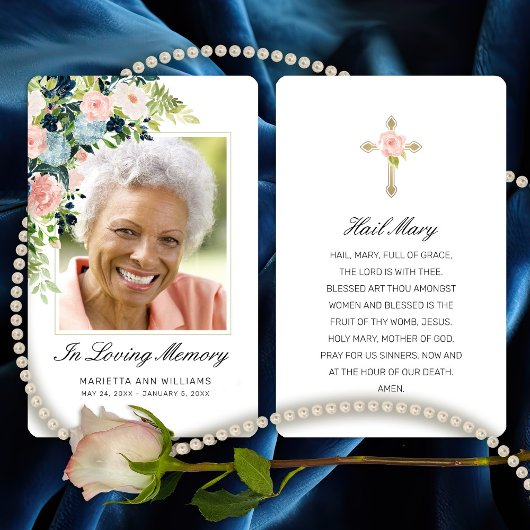 Beileid Pink Blue Rose Blumengeflecht Foto Gebetsk