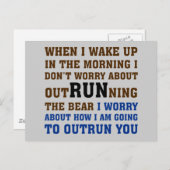 Beim Laufen geht es darum, den Wettbewerb zu schla Postkarte (Vorne/Hinten)