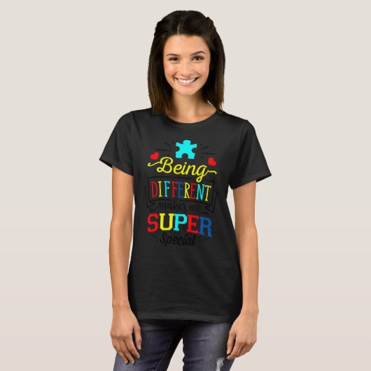 Being Different Makes Me Super Special Autism Awar T-Shirt (Vorne ganz)