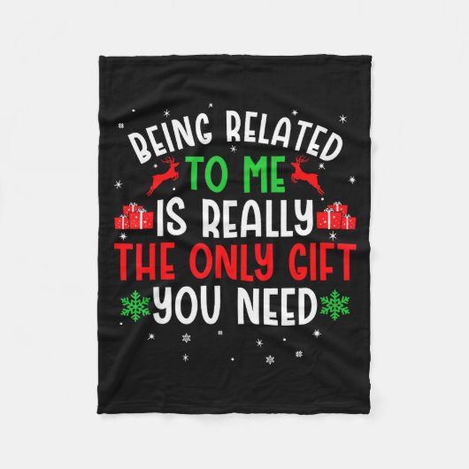Being Related To Me Funny Christmas Tee Family Cou Fleecedecke (Vorderseite)
