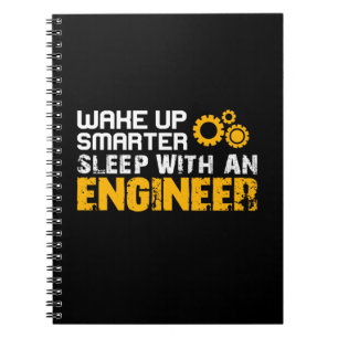 Beisammensitzen eines Ingenieurs Notizblock