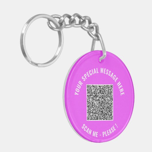 Beispiel für den QR-Code und den benutzerdefiniert Schlüsselanhänger (Vorderseite links)