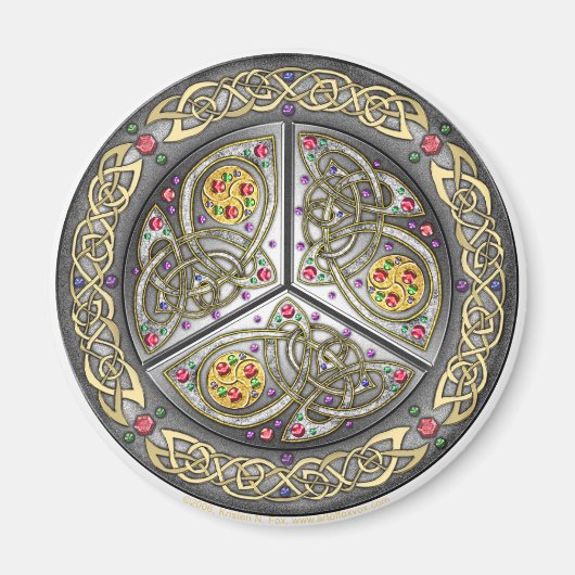 Bejeweled Celtic Shield Magnet (Vorne)