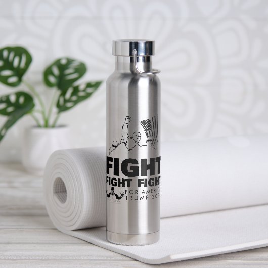 BEKÄMPFUNG DER AMERIKA TRINKFLASCHE (Yoga)