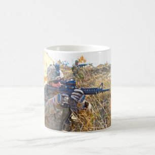 BEKÄMPFUNG DES PERSONALS DER USA KAFFEETASSE