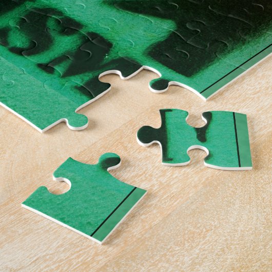 Bekämpfung des Rassismus in Rot und Grün Puzzle (Seite)