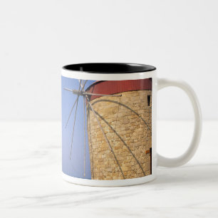 Bekannte alte Windmühlen von Rhodos, Griechenland Zweifarbige Tasse