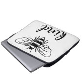 Bekind Black Laptop Sleeve (Vorne Knopf)