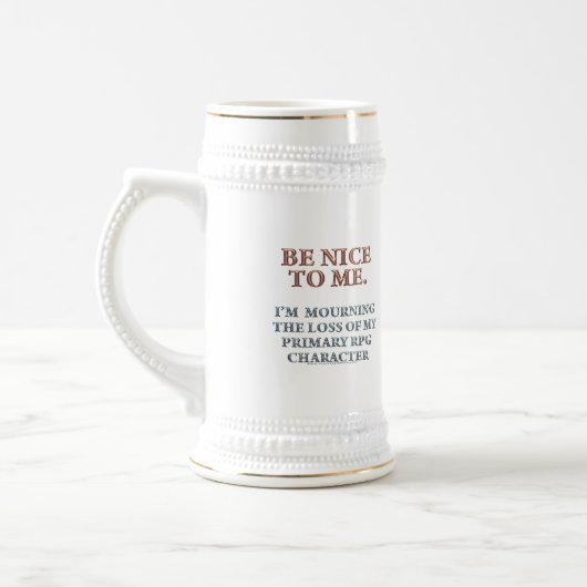 Beklagender Charakter Bierglas (Links)