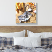 Bekleidung am Strand Links Leinwanddruck (Insitu (Schlafzimmer))