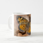 Bekleidung und Geschenke für braune und orangefarb Kaffeetasse (Vorderseite Links)