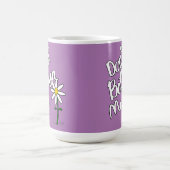 Belästigt mich nicht Lavender Whimsical Daisy Kaffeetasse (Mittel)
