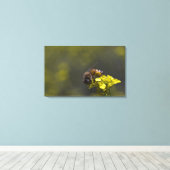Belebt als Biene Leinwanddruck (Insitu (Holzboden))