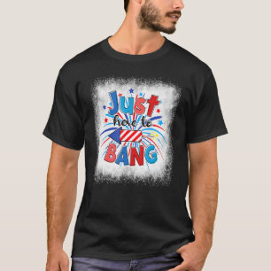 Beleuchtet nur hier zu Bang Fireworks Patriotic 4. T-Shirt