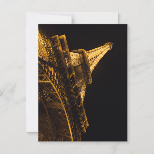 Beleuchteter Eiffelturm bei Nacht in Paris Postkarte