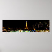 Beleuchteter Eiffelturm in Paris nachts Poster (Vorne)