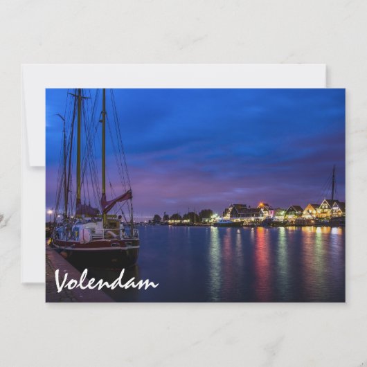 Beleuchteter Volendam-Hafen nachts (Vorderseite)