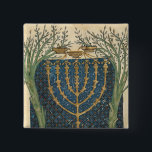 Beleuchtung eines menorah, von button<br><div class="desc">Beleuchtung eines menorah,  von der jüdischen Cervera-Bibel,  1299% pipe% durch Kunst-Standort Josephs Asarfati |: Instituto DA Biblioteca Nacional,  Bild-Sammlungs-Zahl Lissabons,  Portugal | französischen Künstler-|: XIR161985</div>