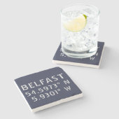 Belfast Latitude Longitude Steinuntersetzer (Seitenansicht)