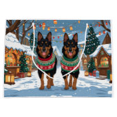 Belgian Malinois Dogs Christmas Snow Holiday  Große Geschenktüte (Vorderseite)