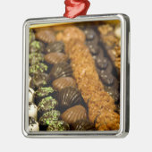 Belgien, Brüssel. Weltberühmtes Belgien Ornament Aus Metall (Links)