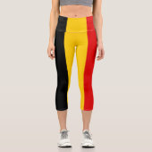 Belgien-Flagge Capri Leggings (Vorderseite)