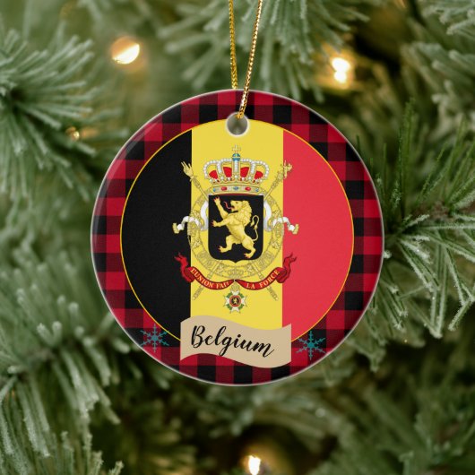 Belgien, rotes Büffel, karierte und belgische Flag Keramik Ornament (Baum)
