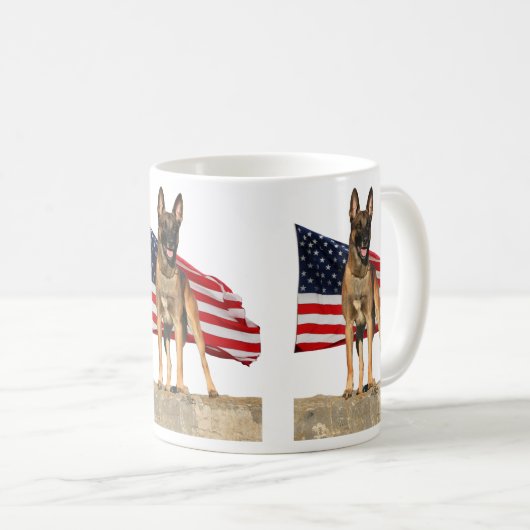 Belgier Malinois und Flaggen-Tasse Kaffeetasse (VorderseiteRechts)