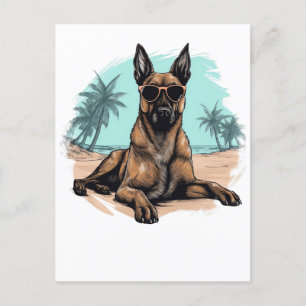 Belgisch-malinois mit Sonnenbrille am Strand Postkarte