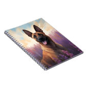 Belgische Malinois auf dem Lavendelmarkt Notizblock (Rechte Seite)