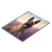 Belgische Malinois auf dem Lavendelmarkt Notizblock (Linke Seite)