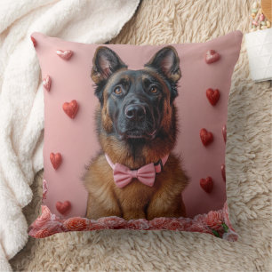 Belgische Malinois mit Rose - Valentinstag Kissen