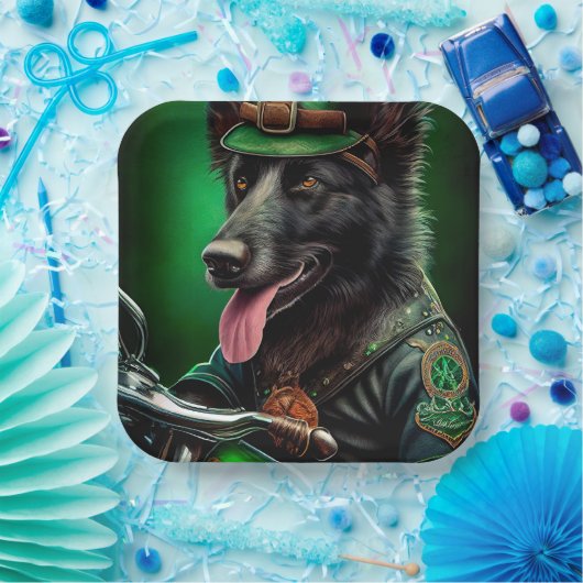 Belgischer Schäferfahrrad St. Patrick's Day Pappteller (Party)