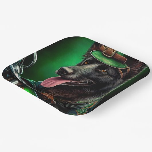 Belgischer Schäferfahrrad St. Patrick's Day Pappteller (Gewinkelt)