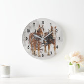 Belgisches Pferdeteam Wintery Weihnachtszene Große Wanduhr (Zuhause)