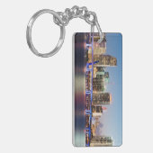 Belichtete Skyline von im Stadtzentrum gelegenem Schlüsselanhänger (Vorderseite links)