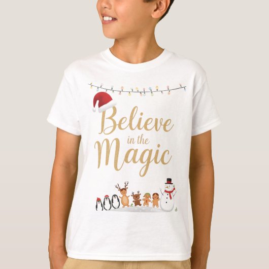 Believe in the Magic Kids Christmas T-Shirt (Vorderseite)