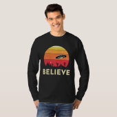 Believe In UFOs UFO Believer Alien Ufology Flying T-Shirt (Vorne ganz)