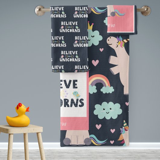 Believe in Unicorns Blue and Pink Girl Pattern Kid Badhandtuch Set