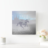 Believe in Unicorns Whimsical Art Quadratische Wanduhr (Zuhause)