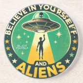 Believe in Yourself with Aliens Round Sign Getränkeuntersetzer (Vorne)