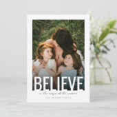 Believe Magic Holiday Photo Feiertagskarte (Stehend Vorderseite)