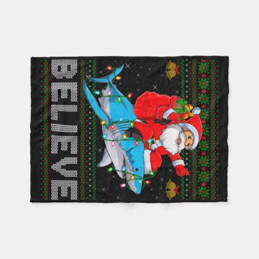 Believe Xmas Funny Santa Riding Shark Ugly Christm Fleecedecke (Vorderseite (Horizontal))
